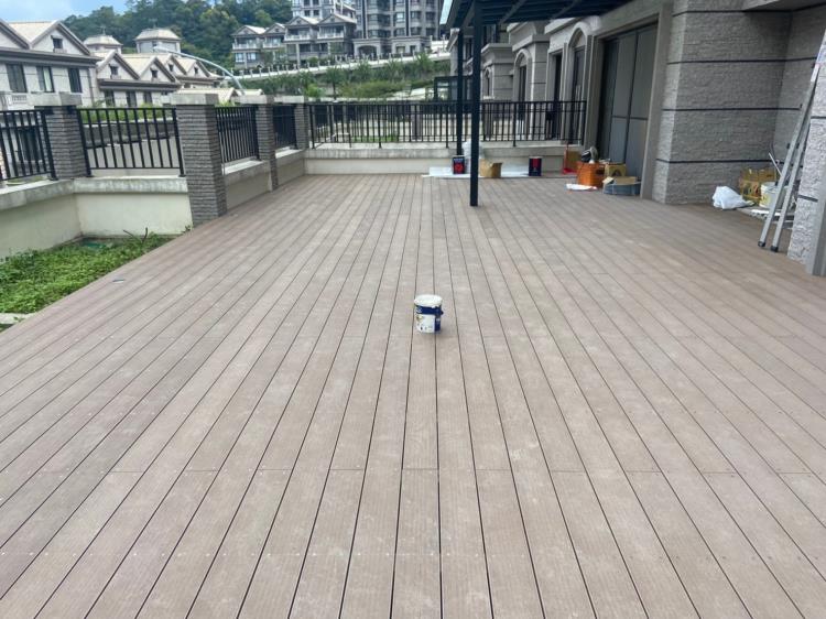 木塑地板，讓戶外場景煥發(fā)新生！